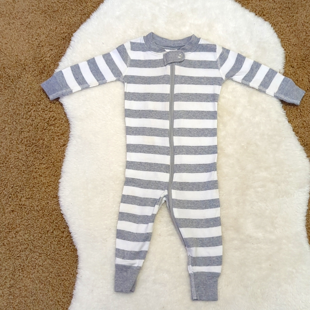 Hanna Andersson 6-12 mo sleeper